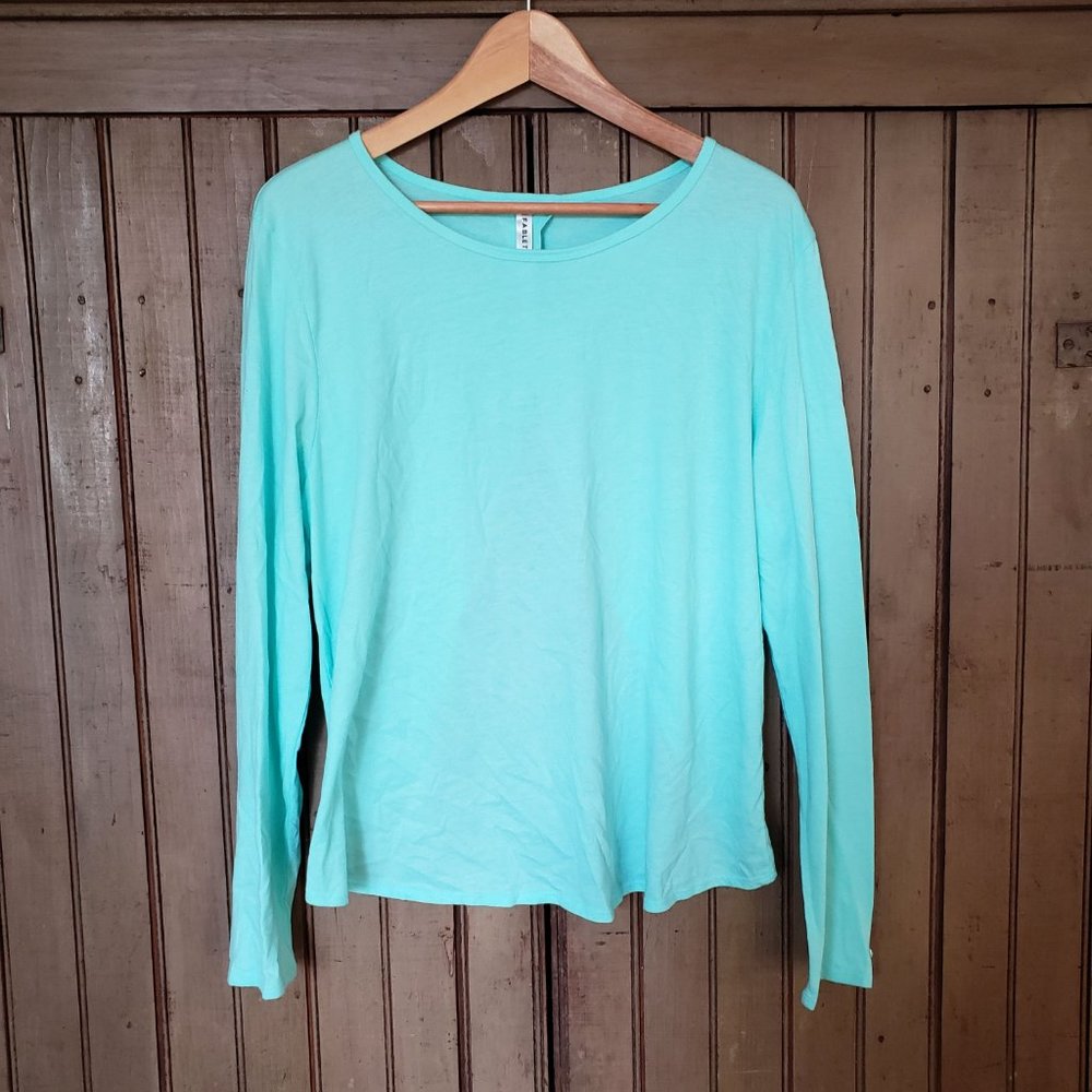 Fabletics Aqua LS Tulip Back Tee